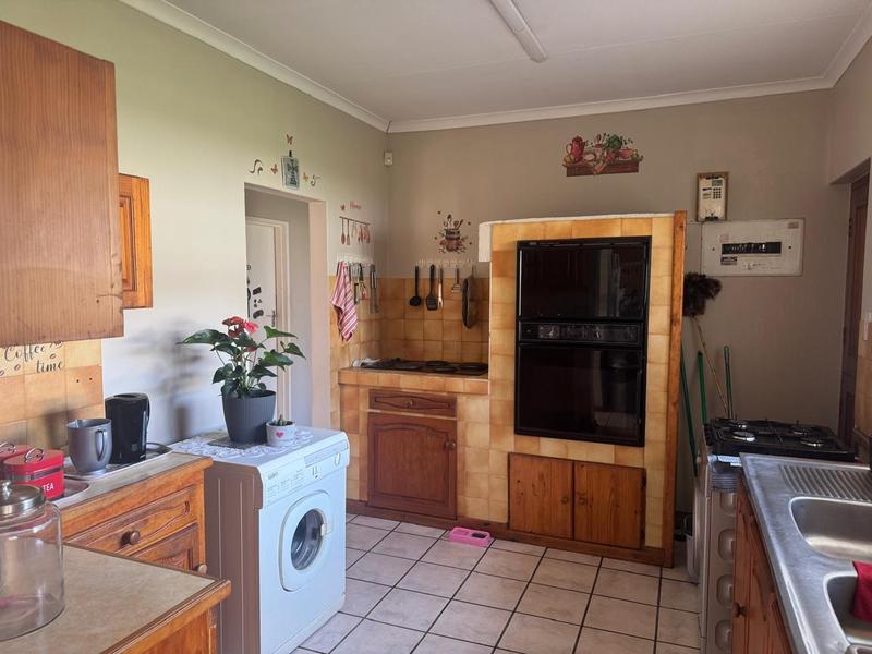 3 Bedroom Property for Sale in Heiderand Western Cape